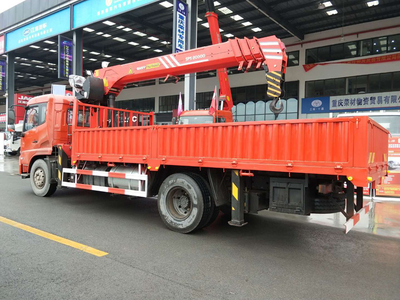 東風(fēng)天錦與徐工隨車吊平板車價(jià)格對(duì)比與市場分析